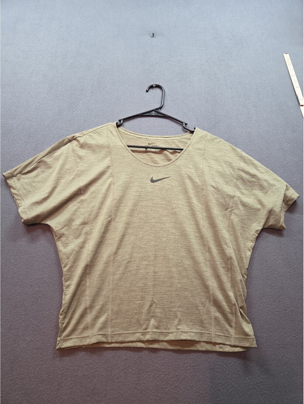 women's green short sleeve shirt by Nike size M
